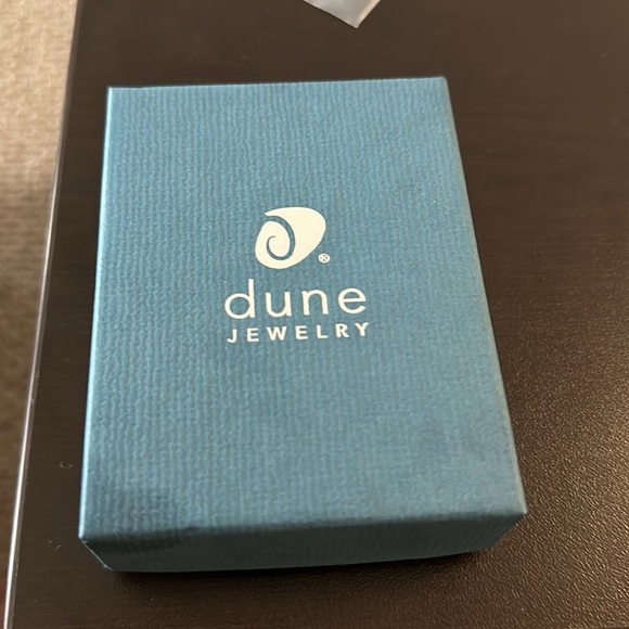 NWT Dune Jewelry Delicate Starfish Necklace - Picture 10 of 10